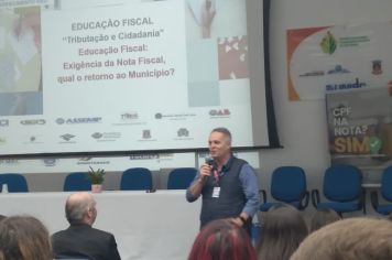 Servidores participam de seminário de Educação fiscal